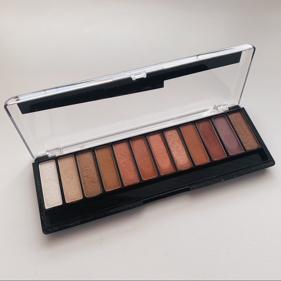 RIMMEL Magnif’eyes SPICE Edition Eyeshadow Palette - Picture 2 of 2
